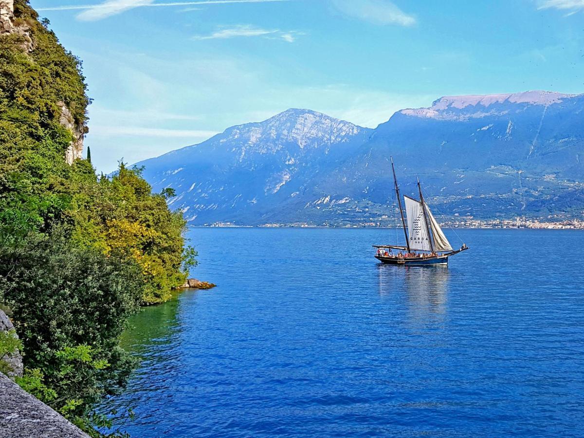 Villetta Sogno Sul Lago By Gardadomusmea Tremosine Luaran gambar
